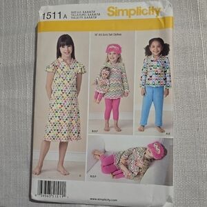 Simplicity clothes patterns #1511 Girl With Matching Doll Outfit